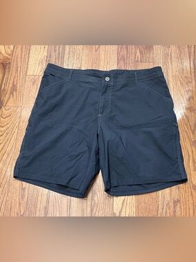 KUHL Charcoal Gray Men’s Shorts Sz 42